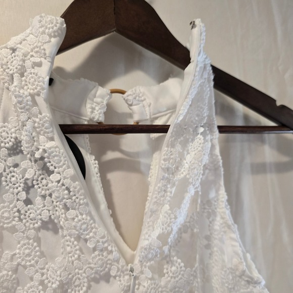 Ebonie N Ivory White Lace Halter‎ Neck Mini Dress Size 8 - Picture 5 of 9